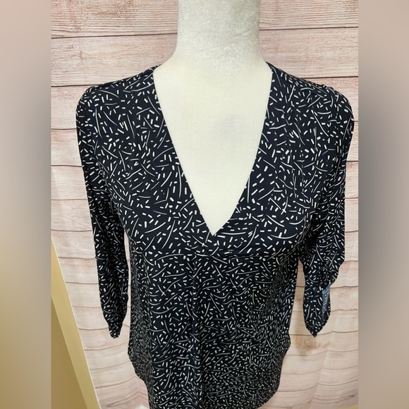NWT Beacon Patty Roll Tab Knit Top from Stitchfix - size S - Picture 2 of 6